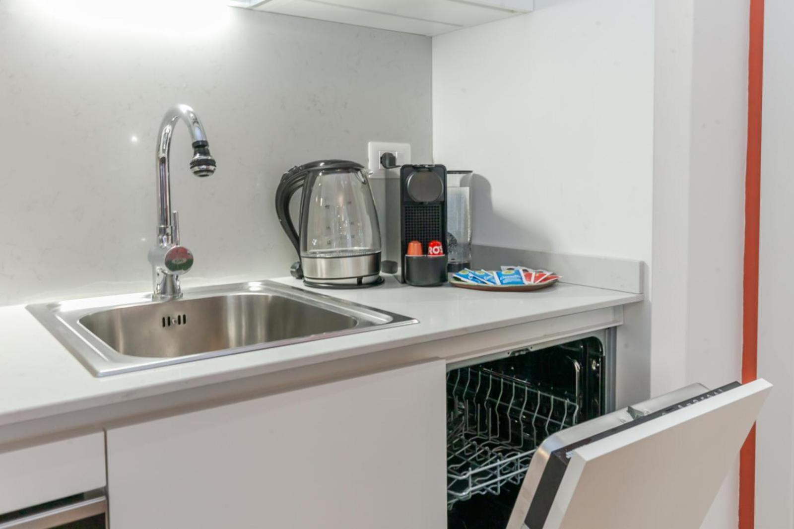 Apartamento "Movie Heaven" Metro-Centric & Luxury Hub Milán Exterior foto